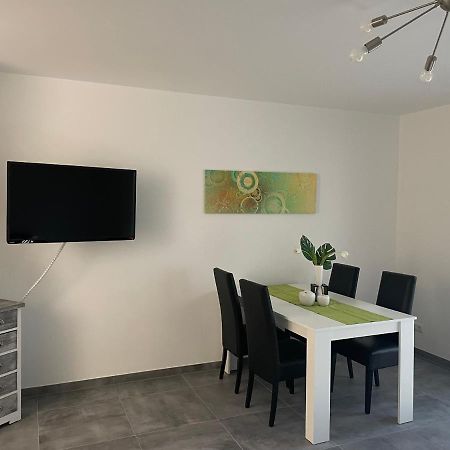 Winzer Lounge Ferienwohnung 데르나우 외부 사진